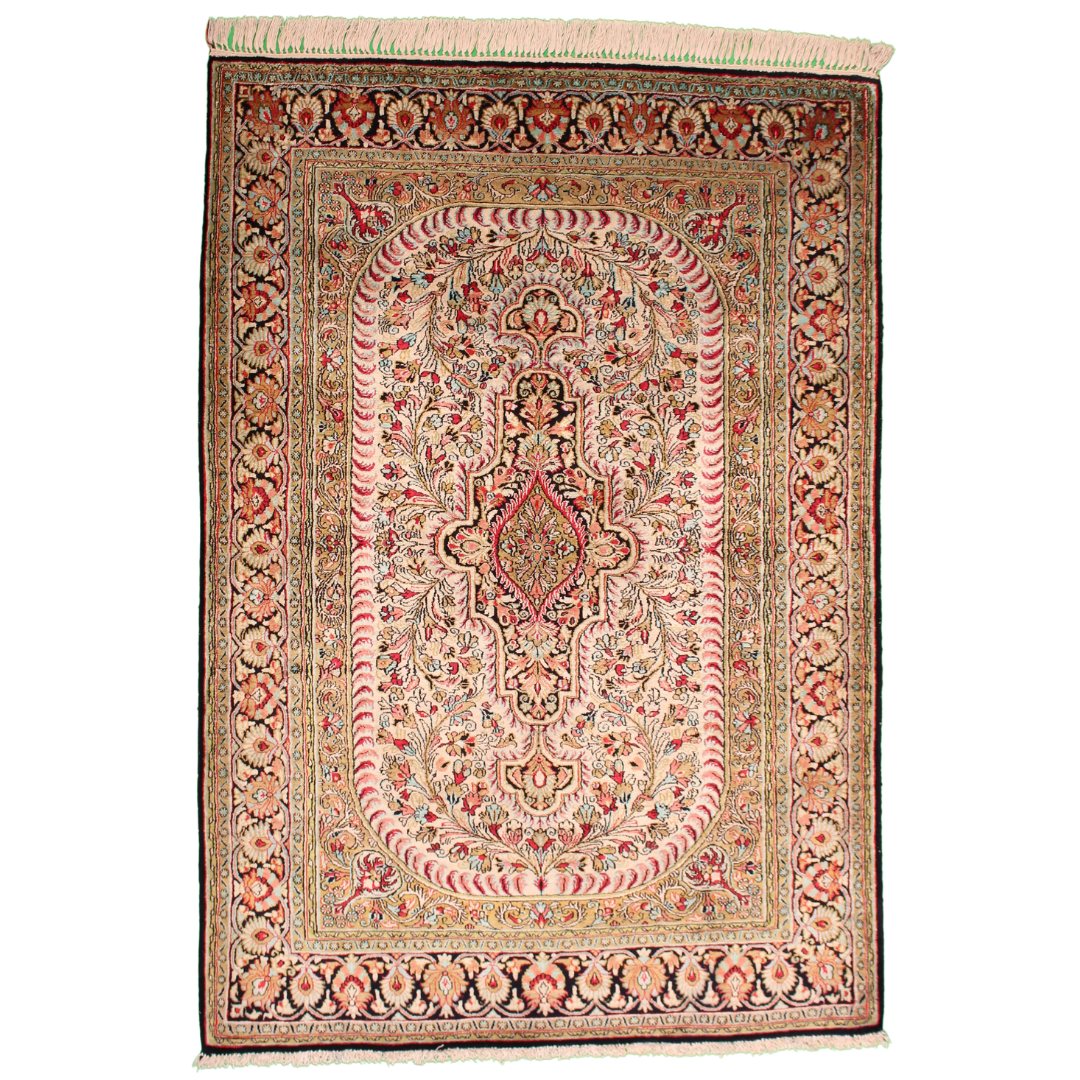 Qum Silk