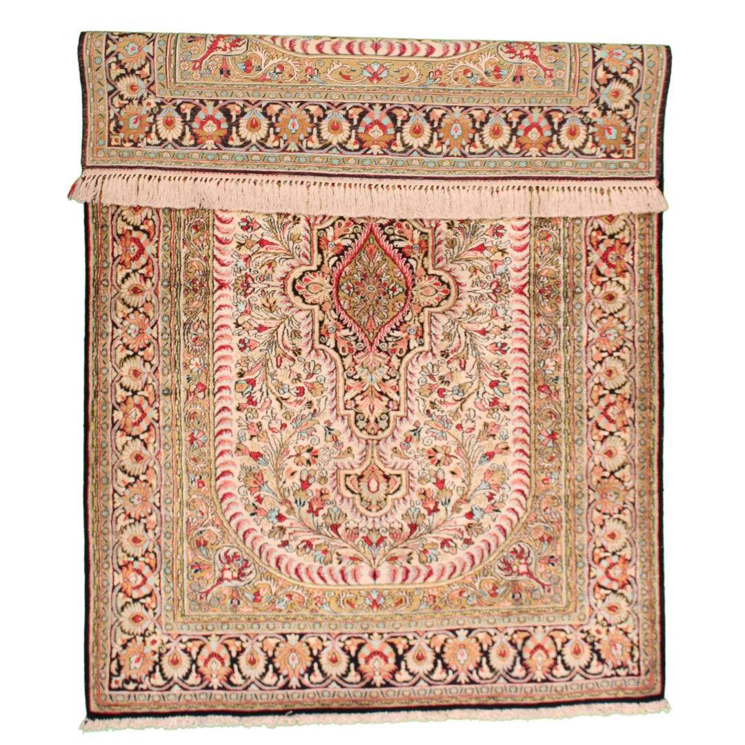 Qum Silk